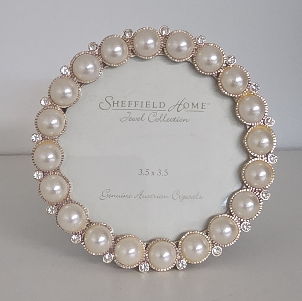 Sheffield Home Jewel Collection Round Pearl & Crystal Frame 3.5" X 3.5"